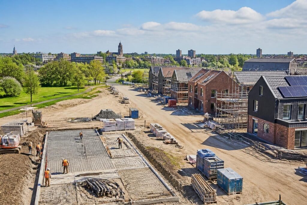 ontdek alles wat je moet weten over nieuwbouw in amersfoort voordat je aan je project begint. tips, regelgeving en belangrijke aandachtspunten voor een succesvol bouwproces.